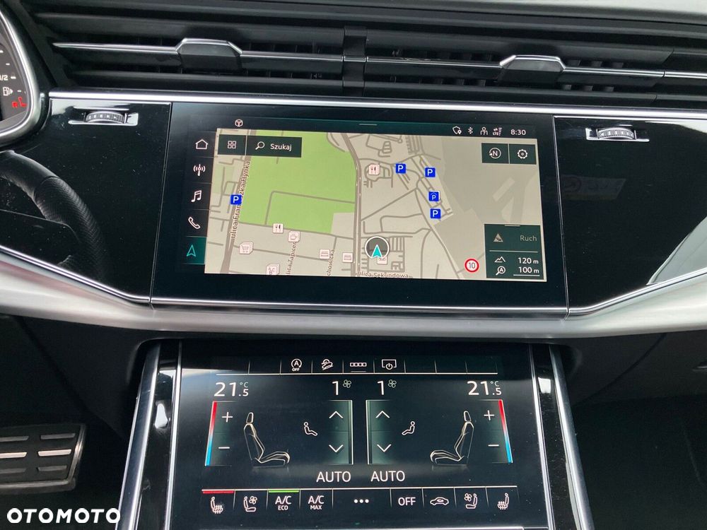 Audi Q8 - 24