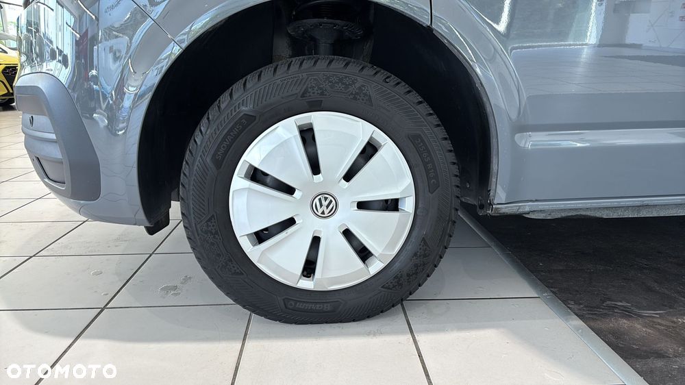 Volkswagen Caravelle 2.0 TDI L1 Comfortline DSG - 24