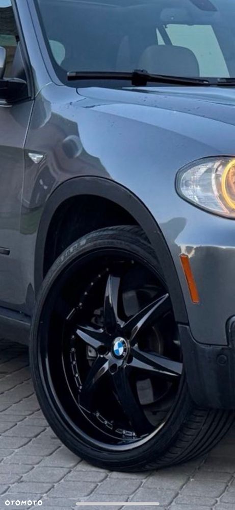 BMW X5 4.8i xDrive - 34