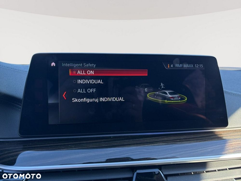 BMW Seria 5 540i xDrive Luxury Line - 23