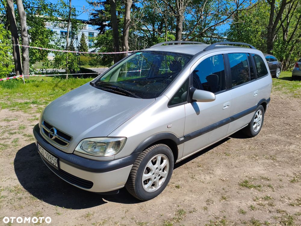 Opel Zafira 2.2 DTI Njoy - 2