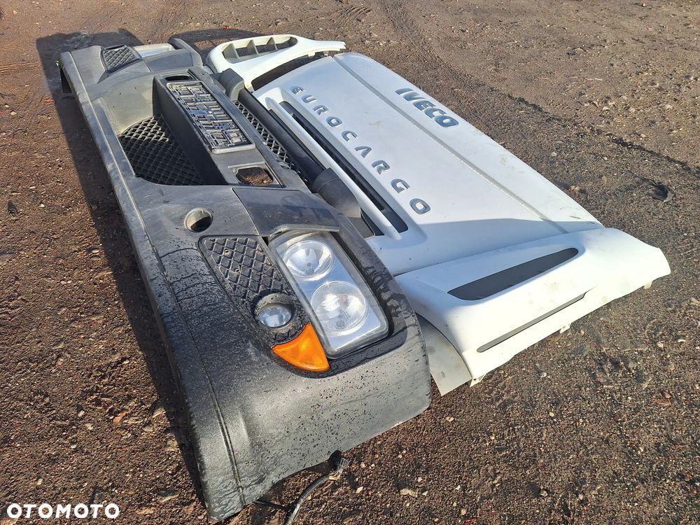 IVECO EUROCARGO EURO 6   zderzak maska owiewki - KOMPLET - 2