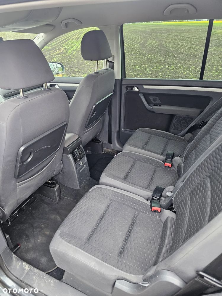 Volkswagen Touran 2.0 TDI DPF DSG Comfortline - 11