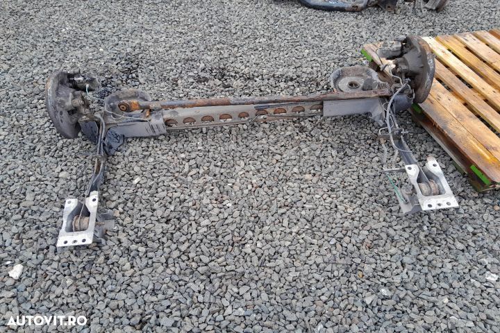 Punte spate Renault Espace 4 [2002 - 2006] Minivan 2.2 dCi MT (150 hp - 2