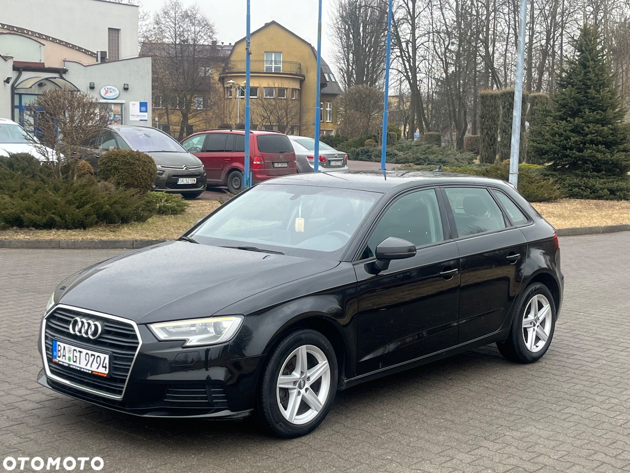 Audi A3 1.6 TDI Sportback S tronic - 1