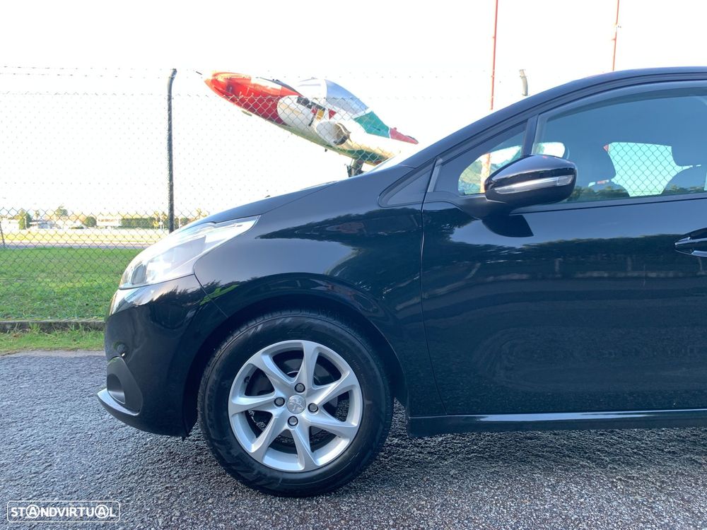 Peugeot 208 1.2 PureTech Allure - 47