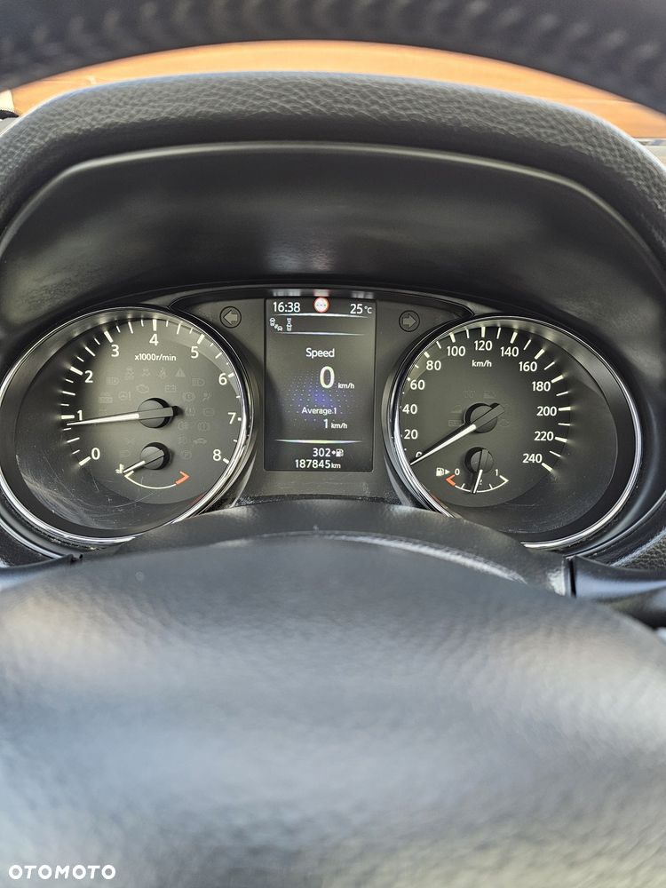 Nissan Qashqai - 8
