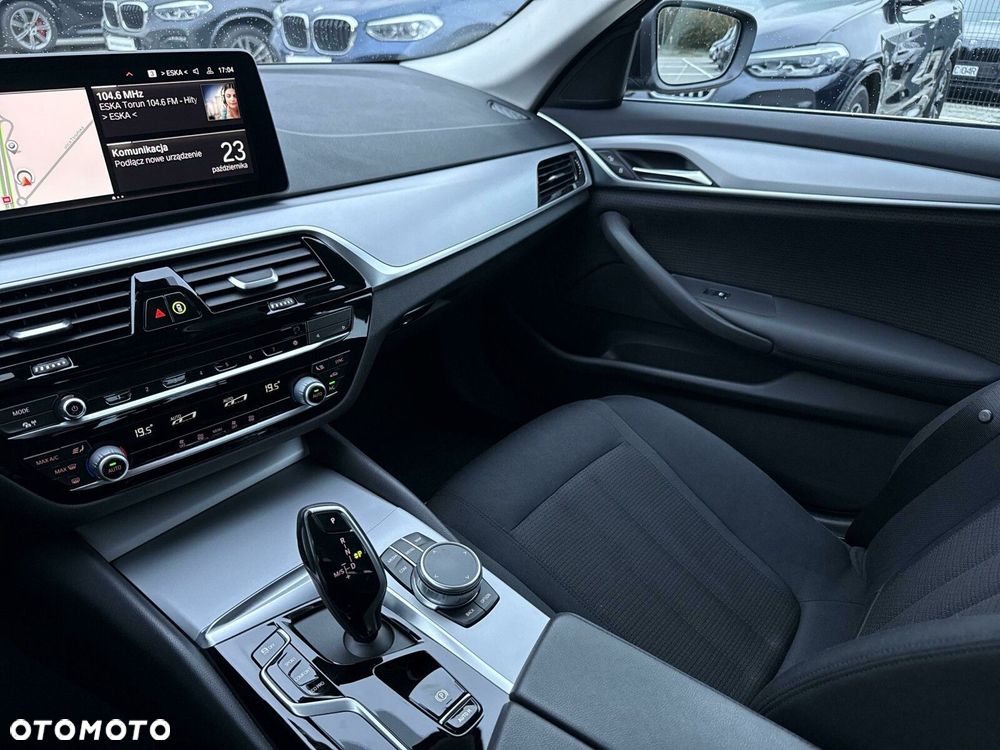 BMW Seria 5 - 26