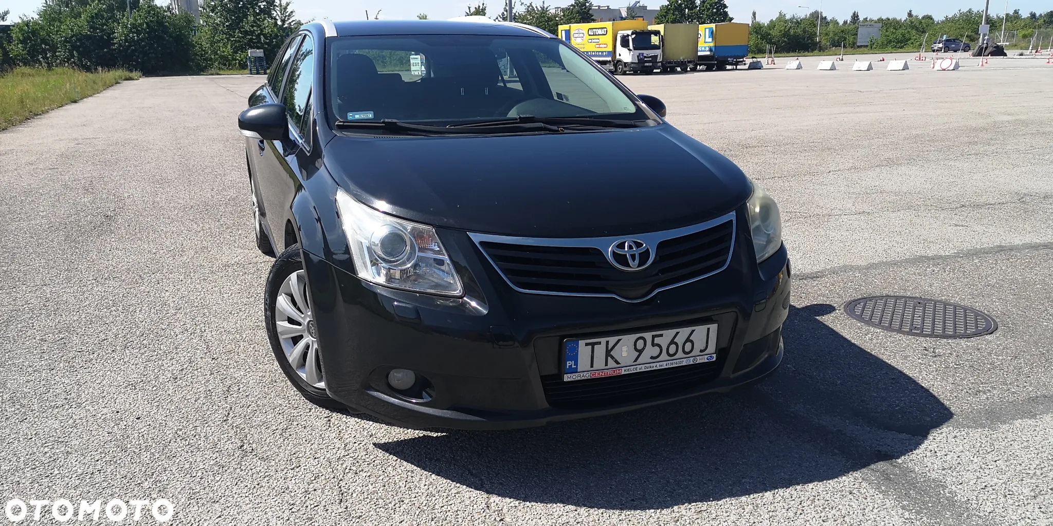 Toyota Avensis 1.8 Luna - 12