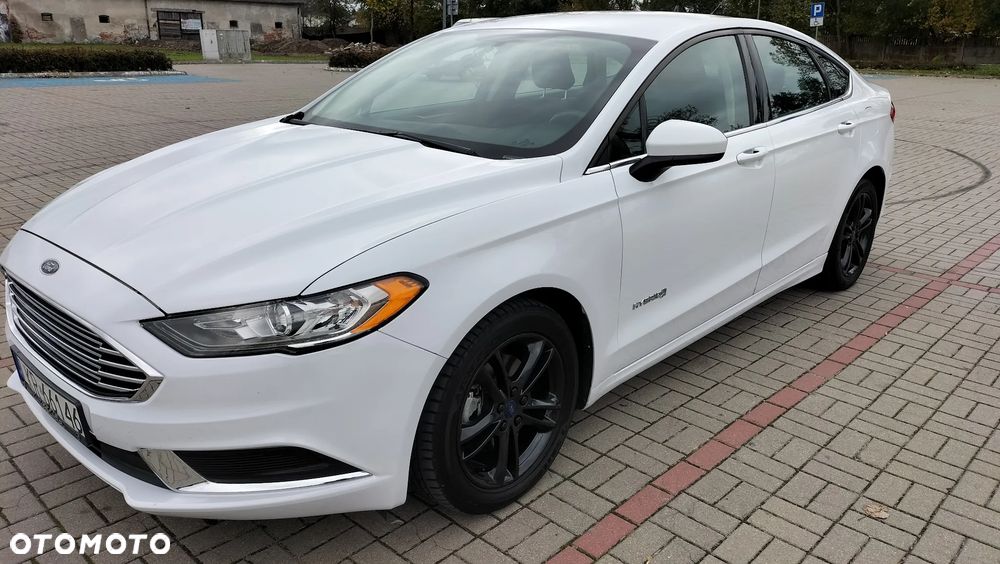 Ford Fusion - 1