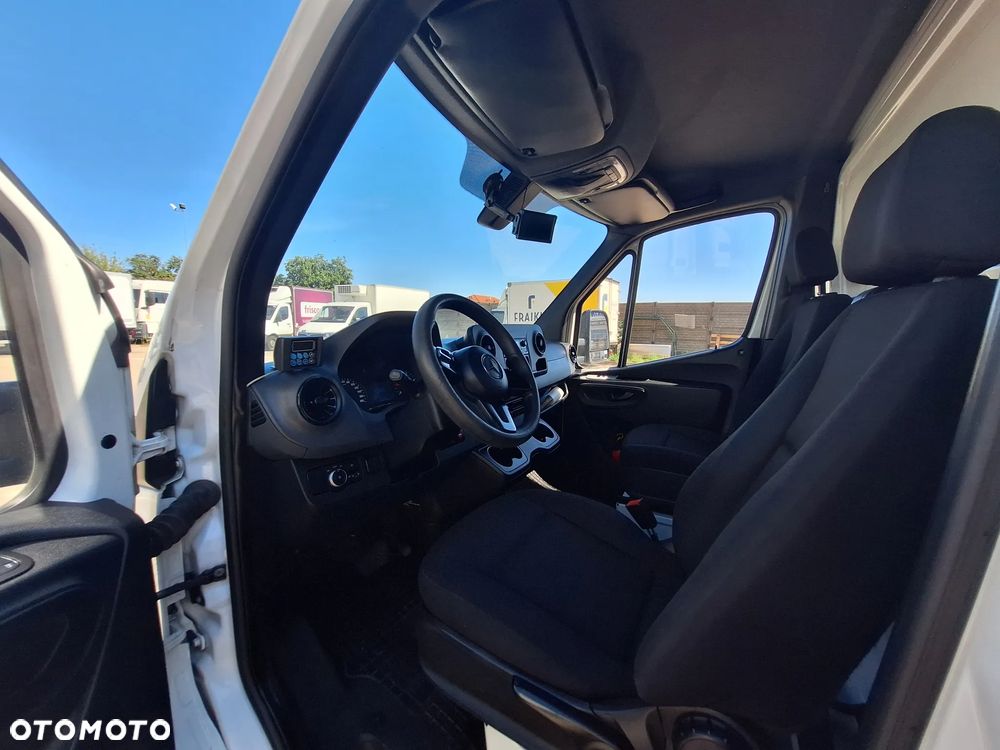 Mercedes-Benz SPRINTER 314 - 10