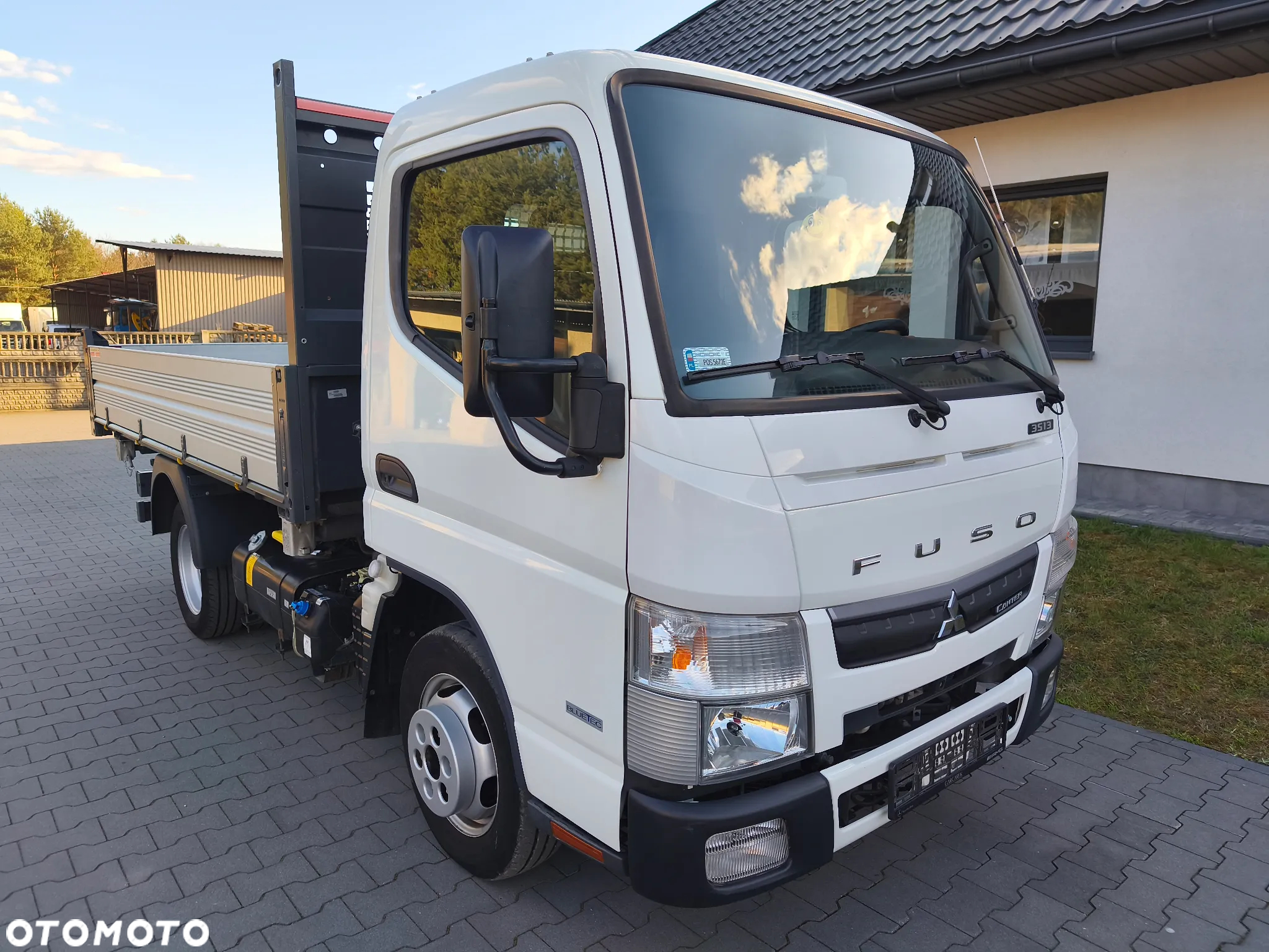 Mitsubishi Fuso Canter - 17