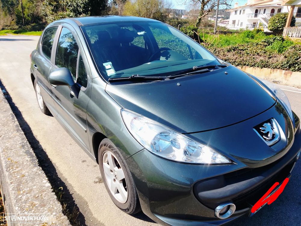 Peugeot 207 1.4 HDi Trendy - 1