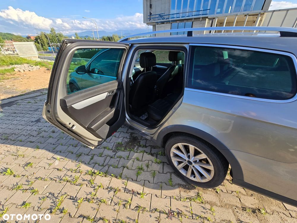 Volkswagen Passat - 14