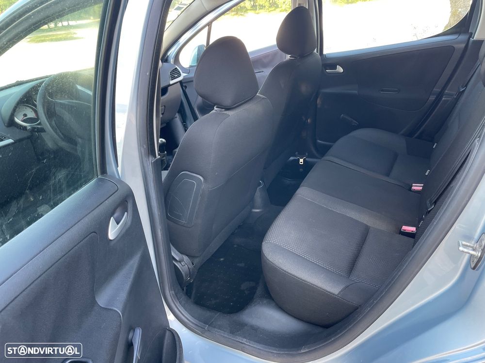 Peugeot 207 1.6 HDi Premium - 14