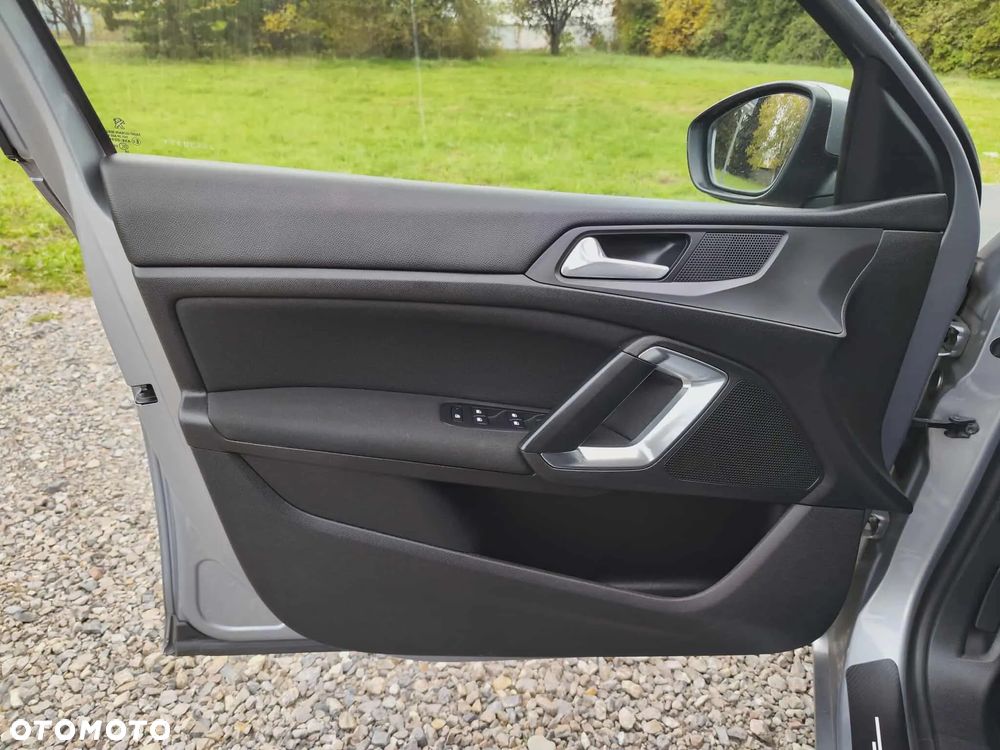 Peugeot 308 1.5 BlueHDi Allure Pack S&S - 34