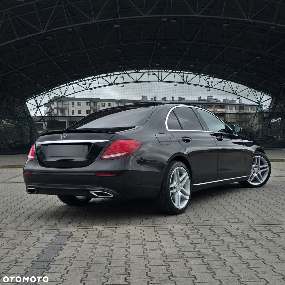 Mercedes-Benz Klasa E 220 d 9G-TRONIC AMG Line - 15
