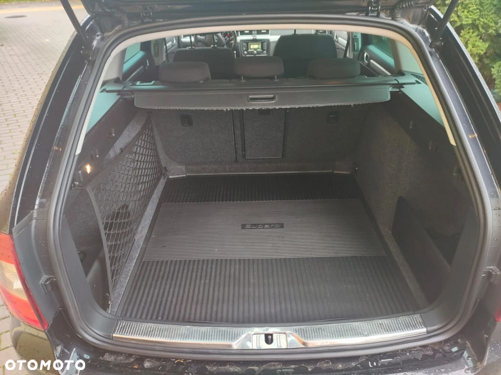 Skoda Superb 1.8 TSI Elegance DSG - 13