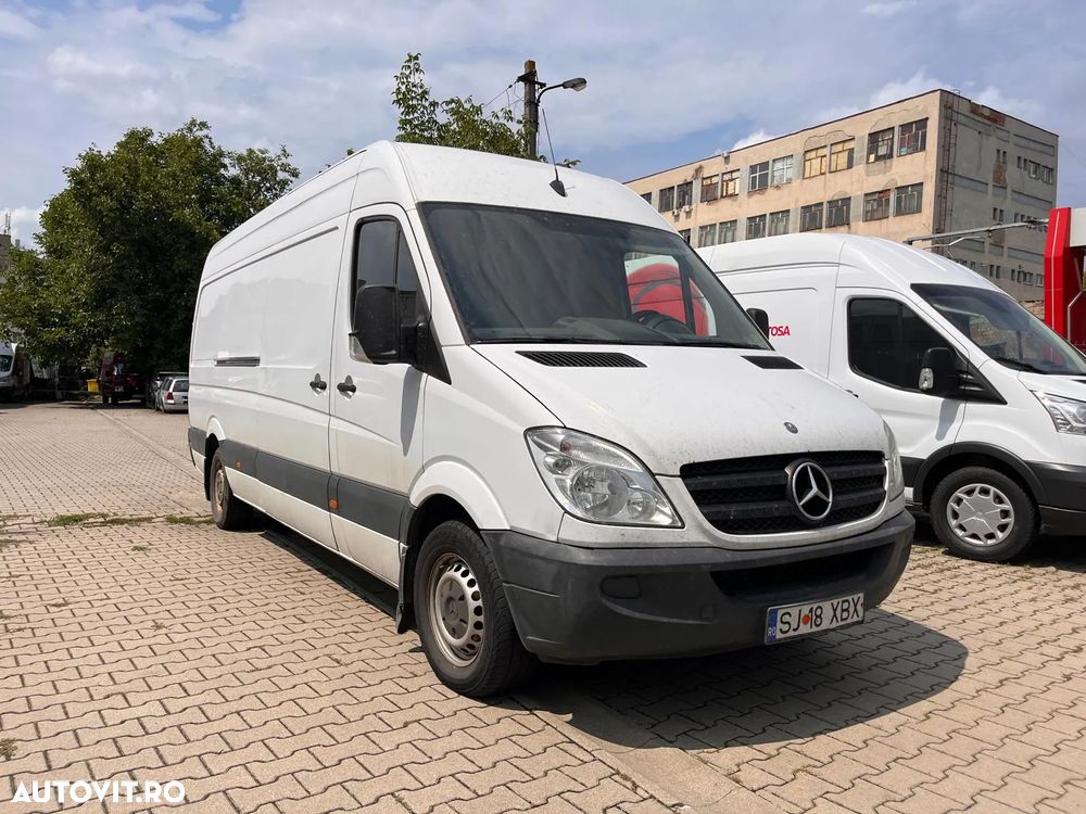 Mercedes-Benz 313 CDI - 11