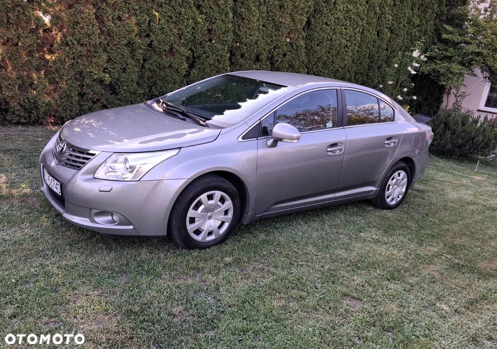 Toyota Avensis 1.8 Premium - 2