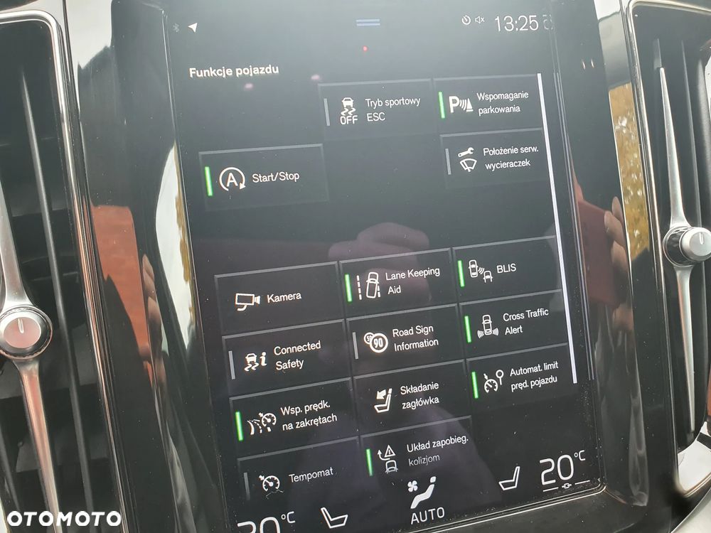 Volvo XC 60 B4 B Geartronic Momentum Pro - 14