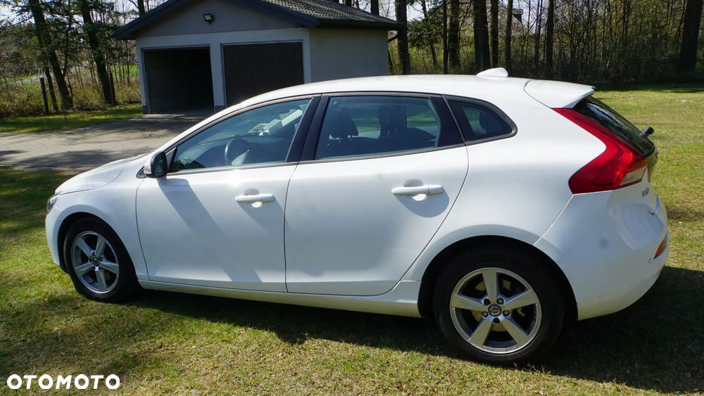 Volvo V40 D2 Powershift Momentum - 1