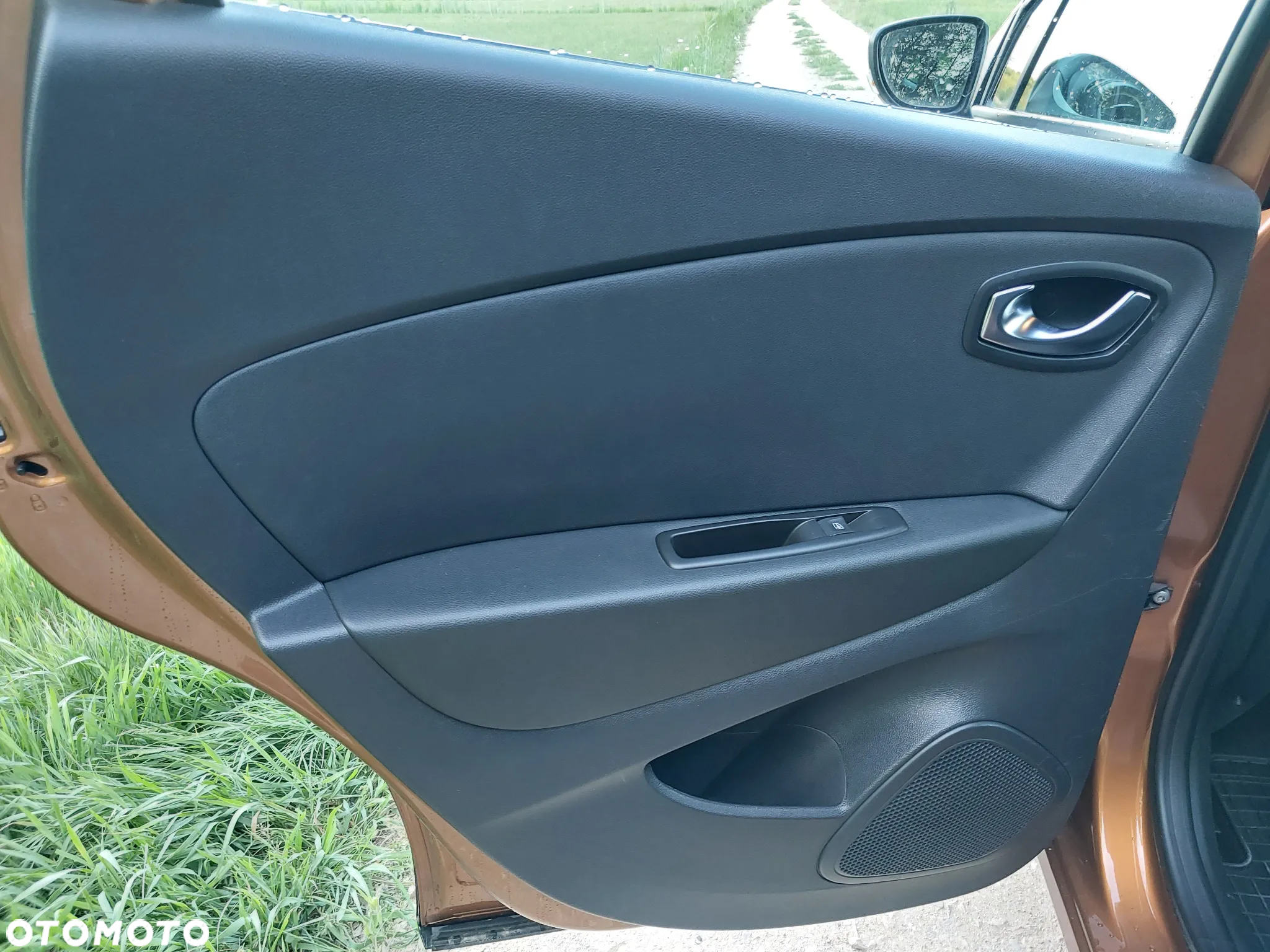 Renault Captur ENERGY TCe 120 Elysee - 19