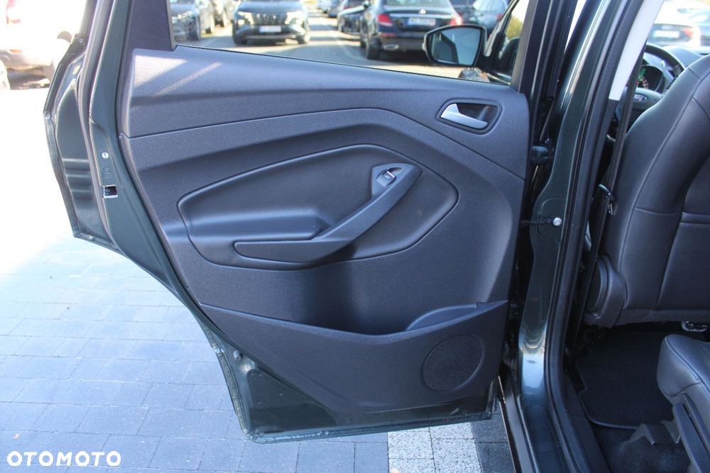 Ford Kuga - 22