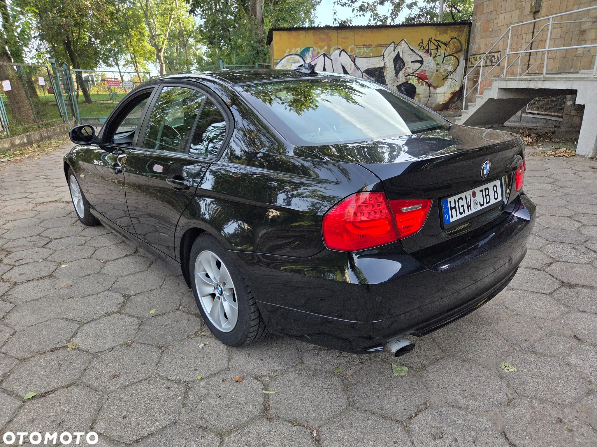 BMW Seria 3 318i - 5