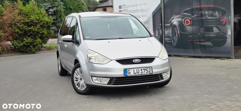 Ford Galaxy 2.0 TDCi Ghia - 24
