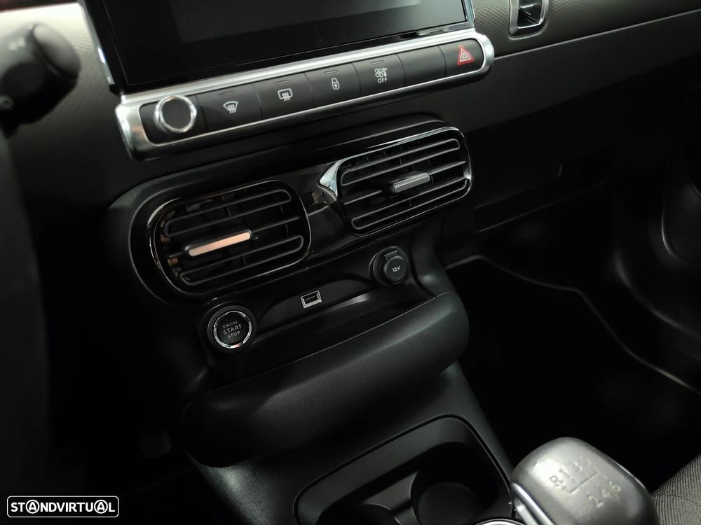 Citroën C4 Cactus 1.2 PureTech Shine - 42
