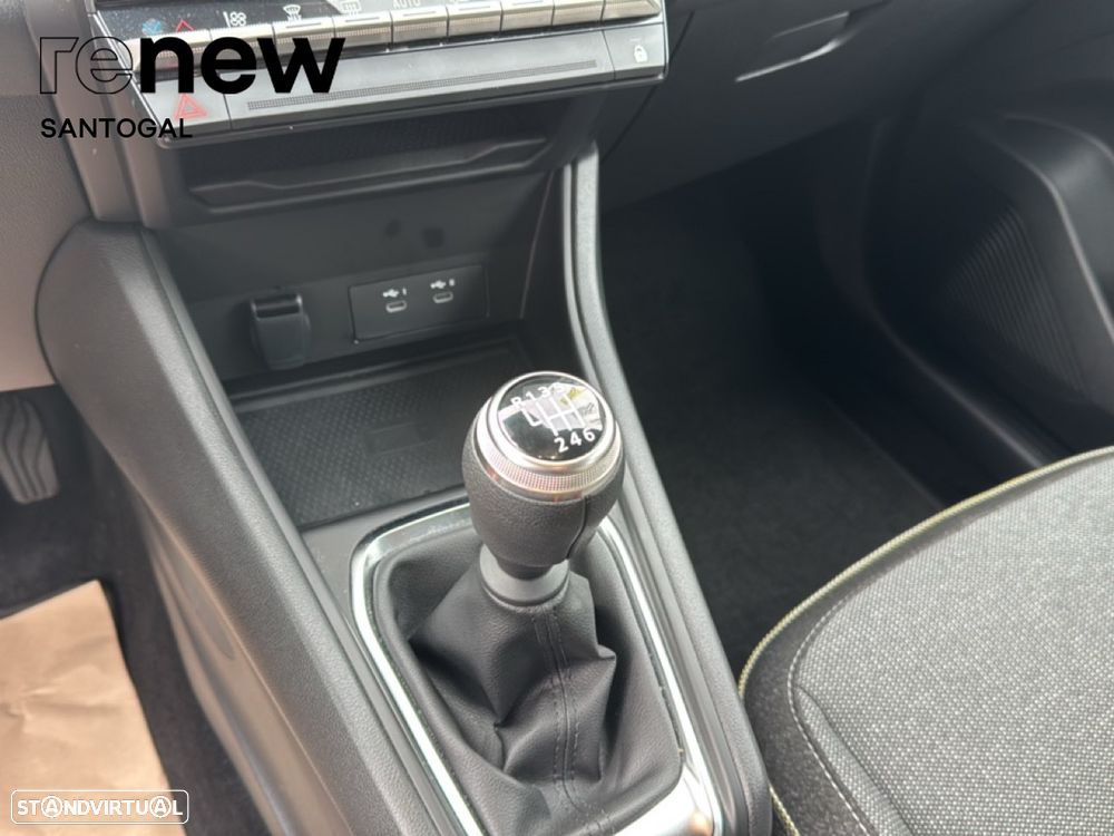 Renault Captur 1.0 TCe Techno Bi-Fuel - 17