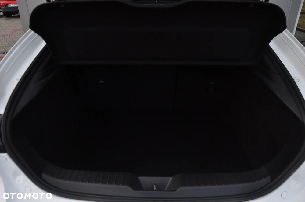 Mazda 3 e-SKYACTIV-G 2.0 M HYBRID 150 HOMURA - 31