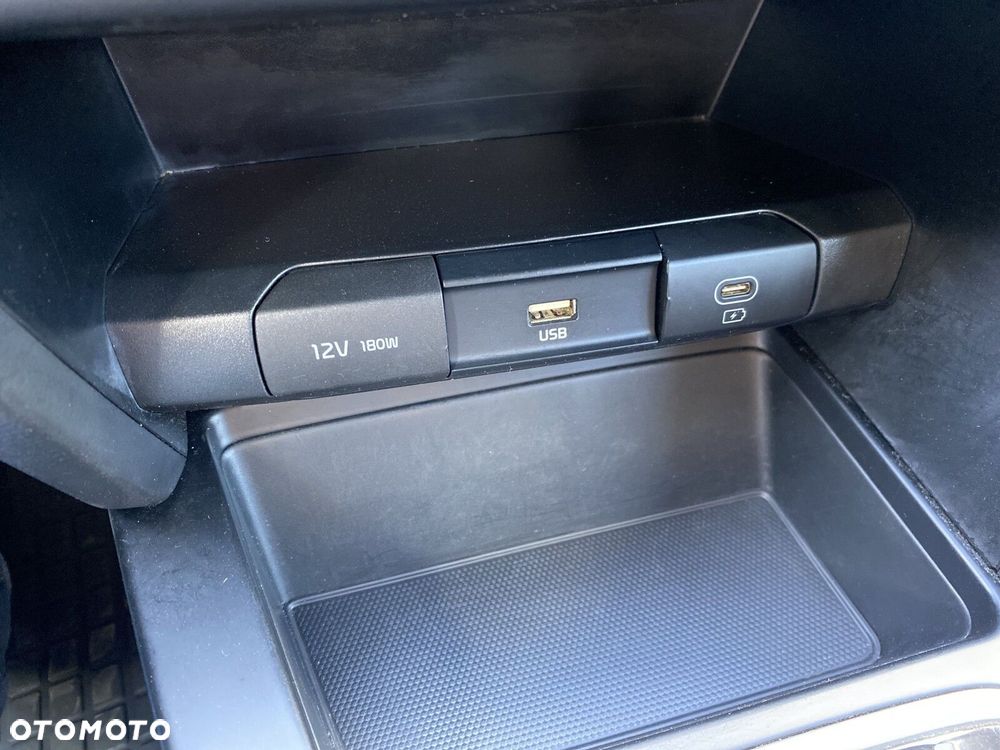 Kia Ceed - 28