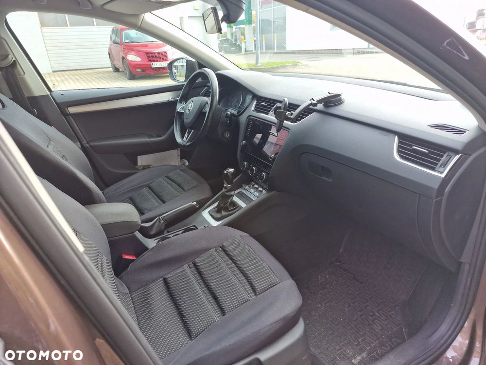 Skoda Octavia 1.4 TSI Ambition - 7