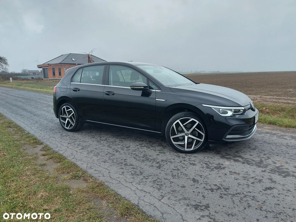 Volkswagen Golf - 6
