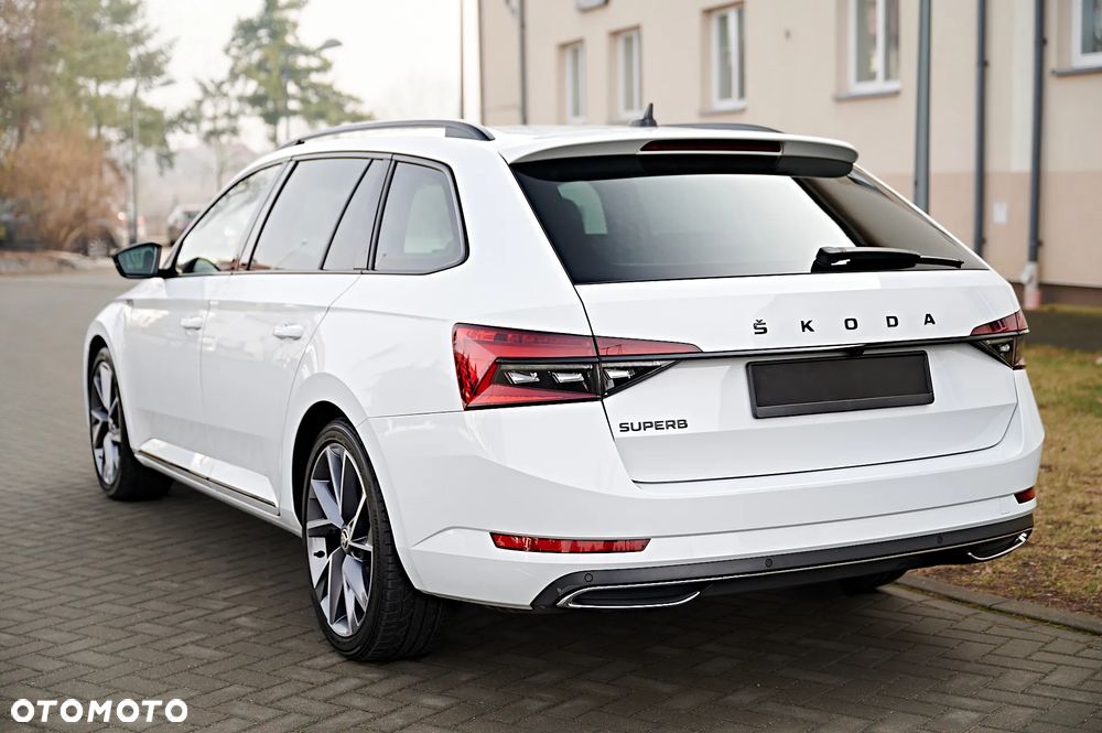 Skoda Superb 2.0 TDI DSG Sportline - 15