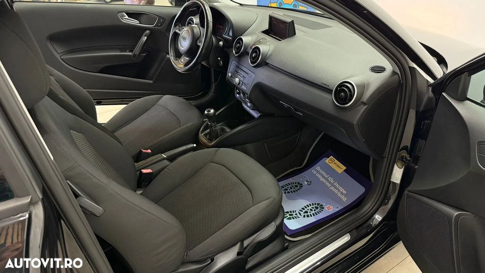 Audi A1 1.6 TDI Attraction - 8