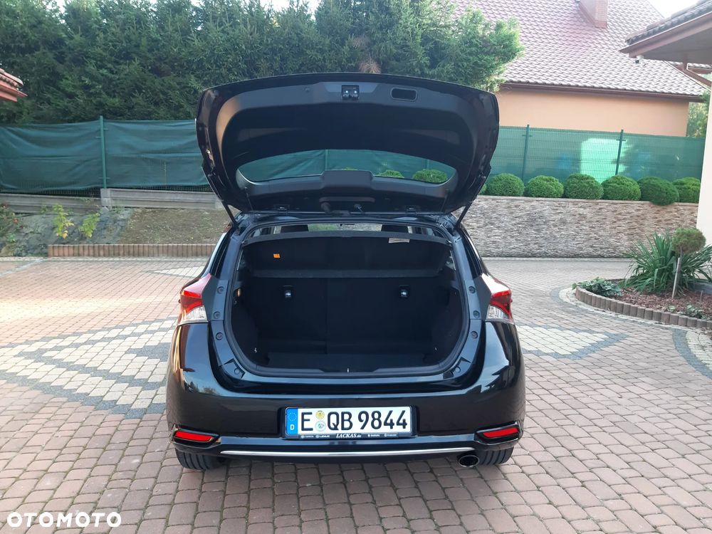 Toyota Auris - 29