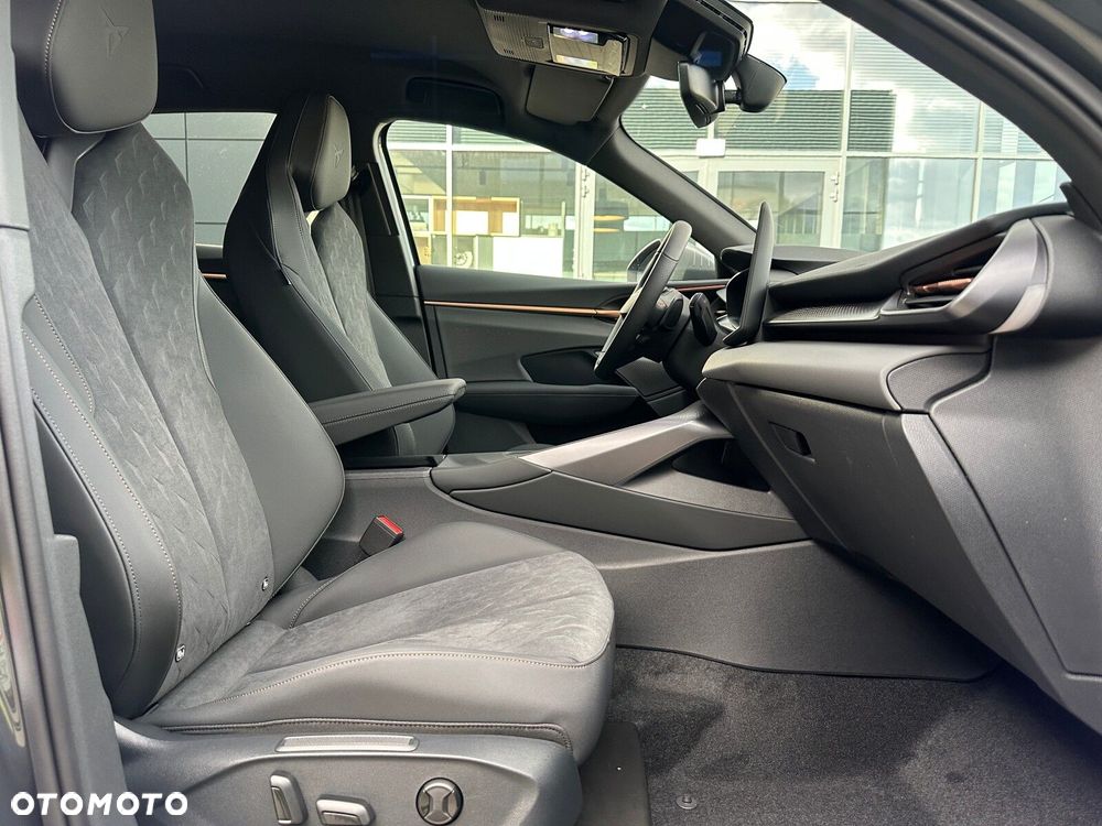 Cupra Terramar 1.5 eTSI mHEV DSG - 38