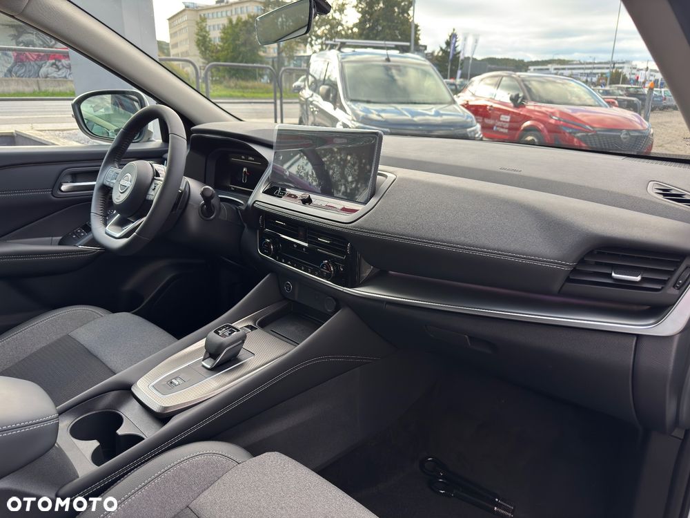 Nissan Qashqai 1.3 DIG-T MHEV N-Connecta Xtronic - 12
