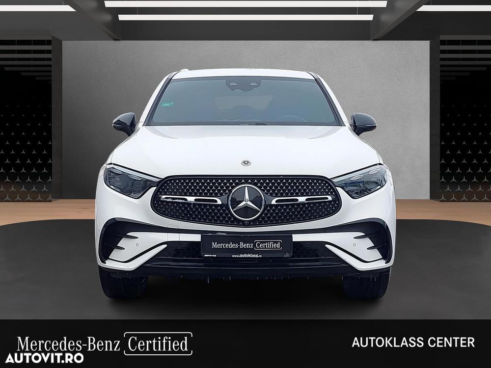 Mercedes-Benz GLC Coupe 300 e 4Matic 9G-TRONIC AMG Line Advanced - 8