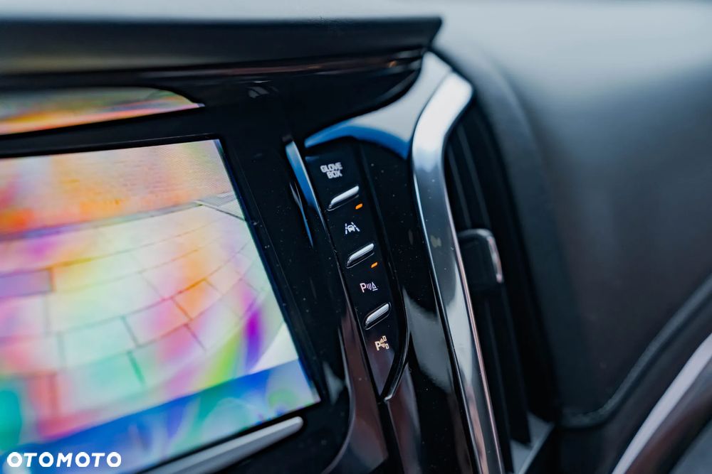 Cadillac Escalade 6.2 V8 AWD AT Platinum - 15