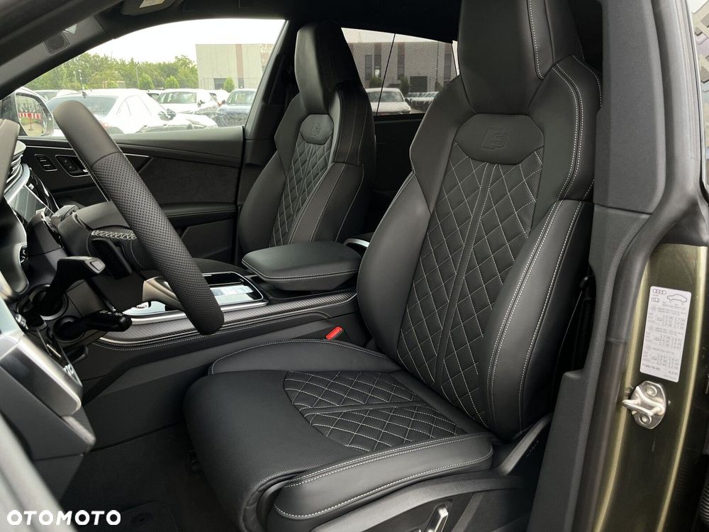 Audi SQ8 - 25