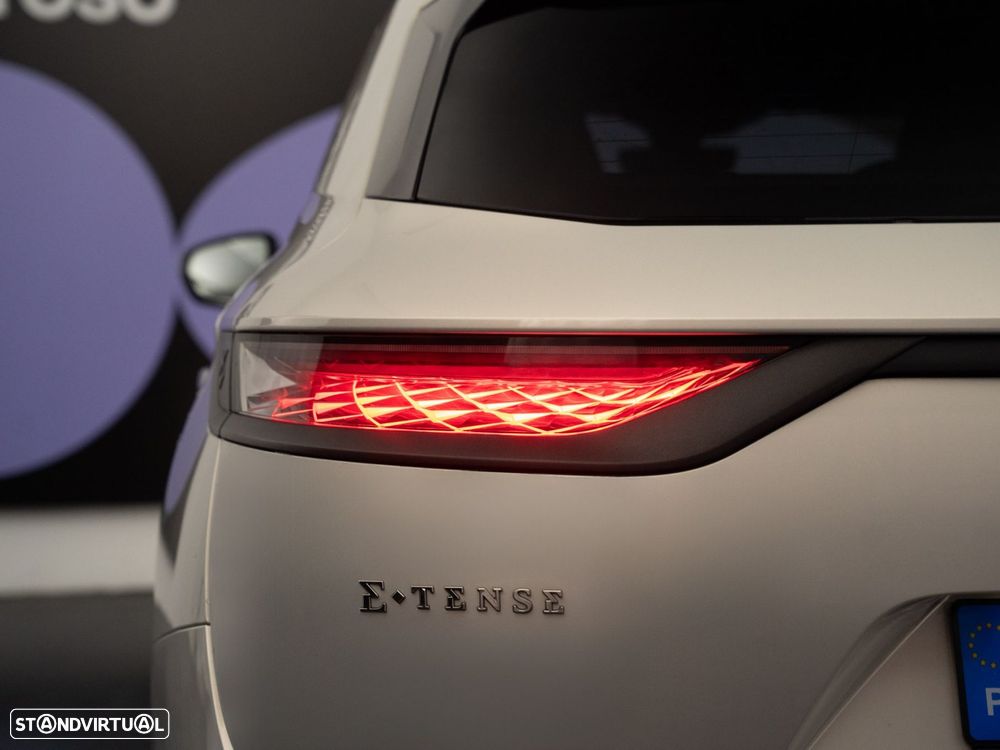 DS DS7 Crossback E-Tense Performance Line EAT8 - 11
