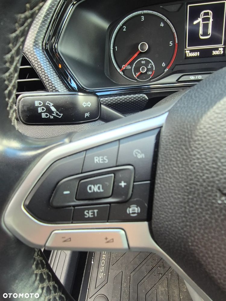Volkswagen T-Cross 1.6 TDI SCR Life - 12