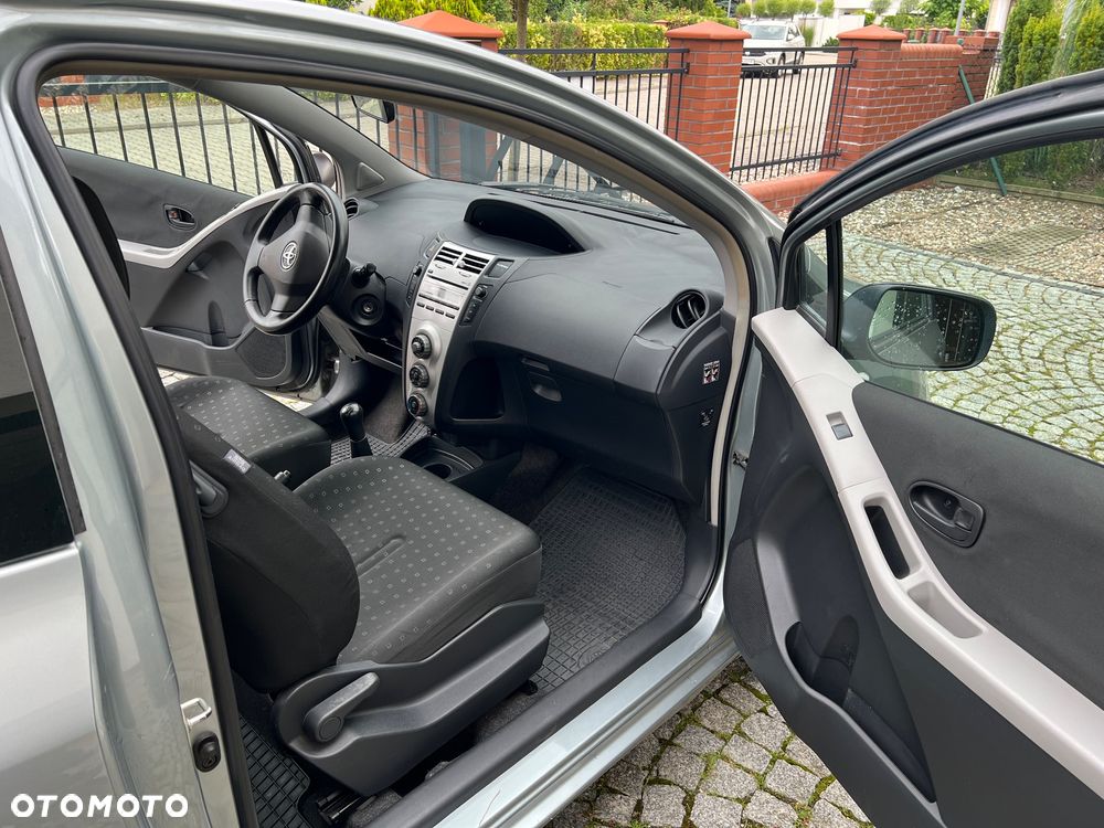 Toyota Yaris 1.0 Luna A/C - 7