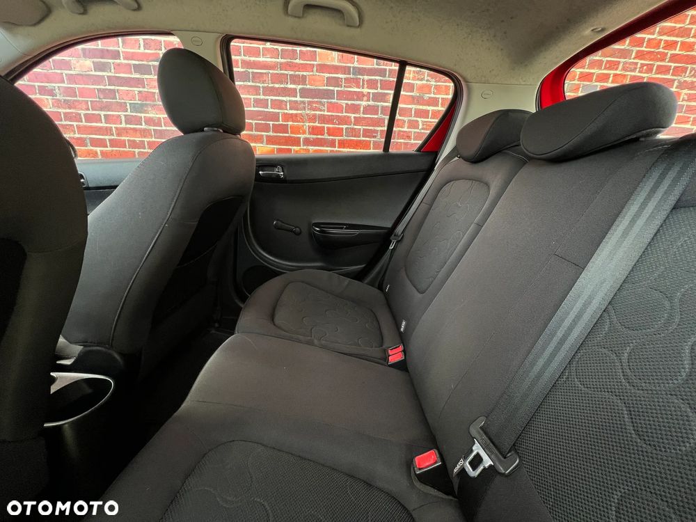 Hyundai i20 - 15