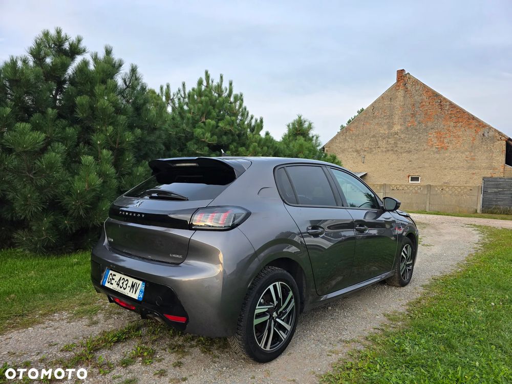 Peugeot 208 PureTech 130 EAT8 Allure - 3