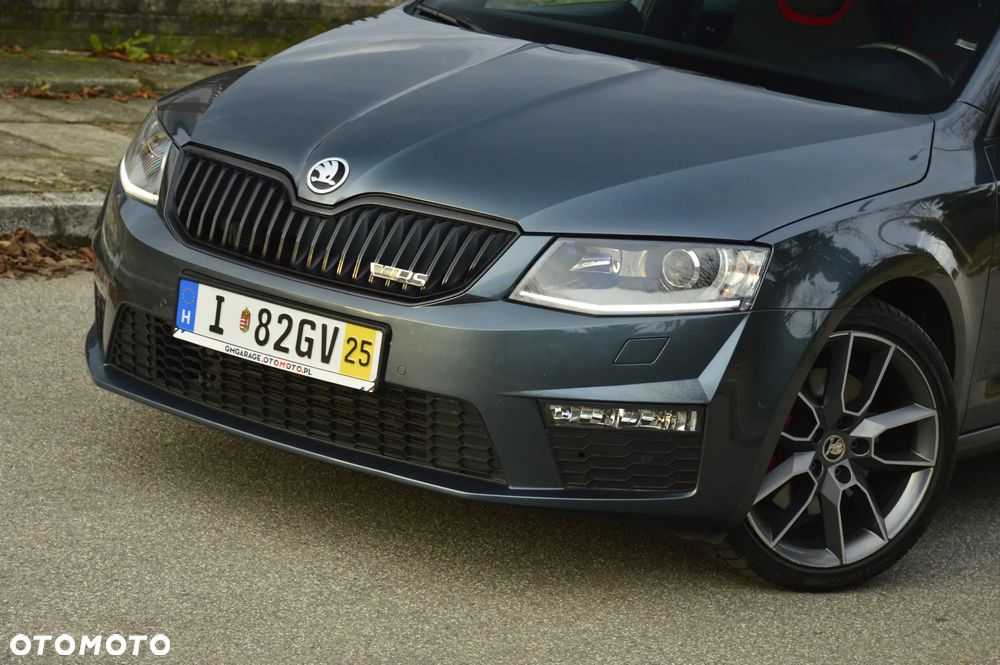 Skoda Octavia 2.0 TDI RS - 16